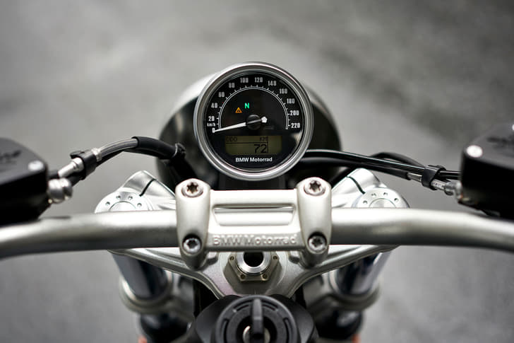 BMW R Nine T Pure, Racer photo gallery